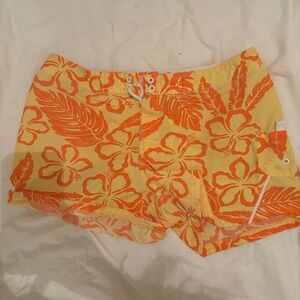 Roxy Quiksilver hawaiian orange hibiscus shorts